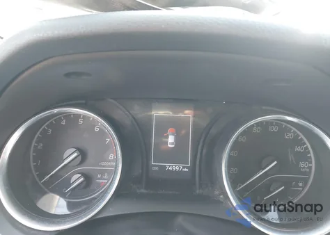 2020 Toyota Camry Le z USA, uszkodzony, nr VIN 4T1C11AK5LU950508